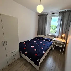Mirrorroom Pl Airport Варшава
